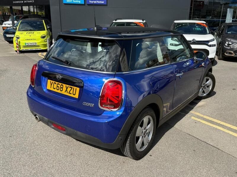 Blue Used 2018 Mini Cooper Hatch Hatchback | £10,995 (Good price) - Image 1/4