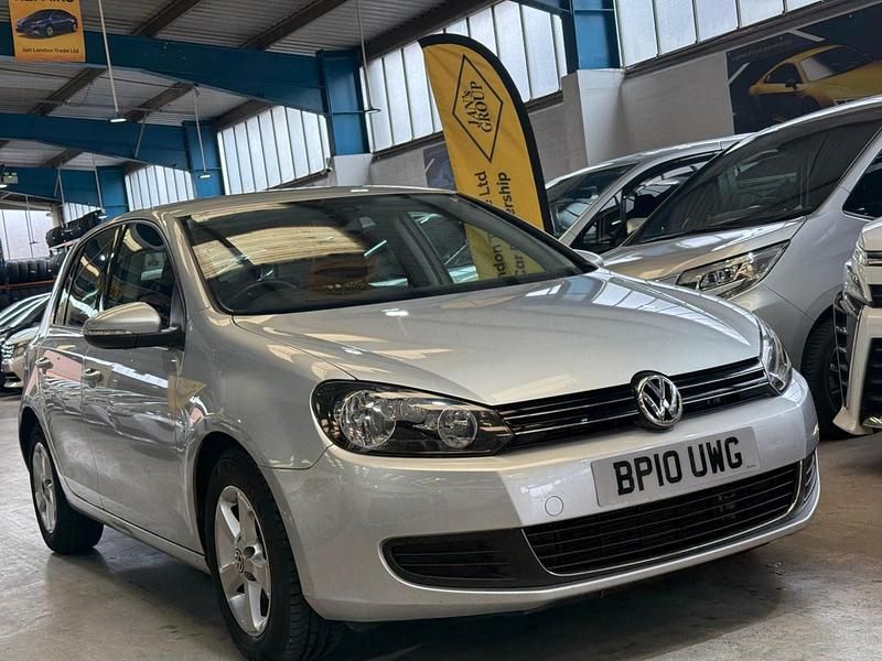 Silver Used 2025 VW Golf VIII Hatchback | £4,590 - Image 1/4