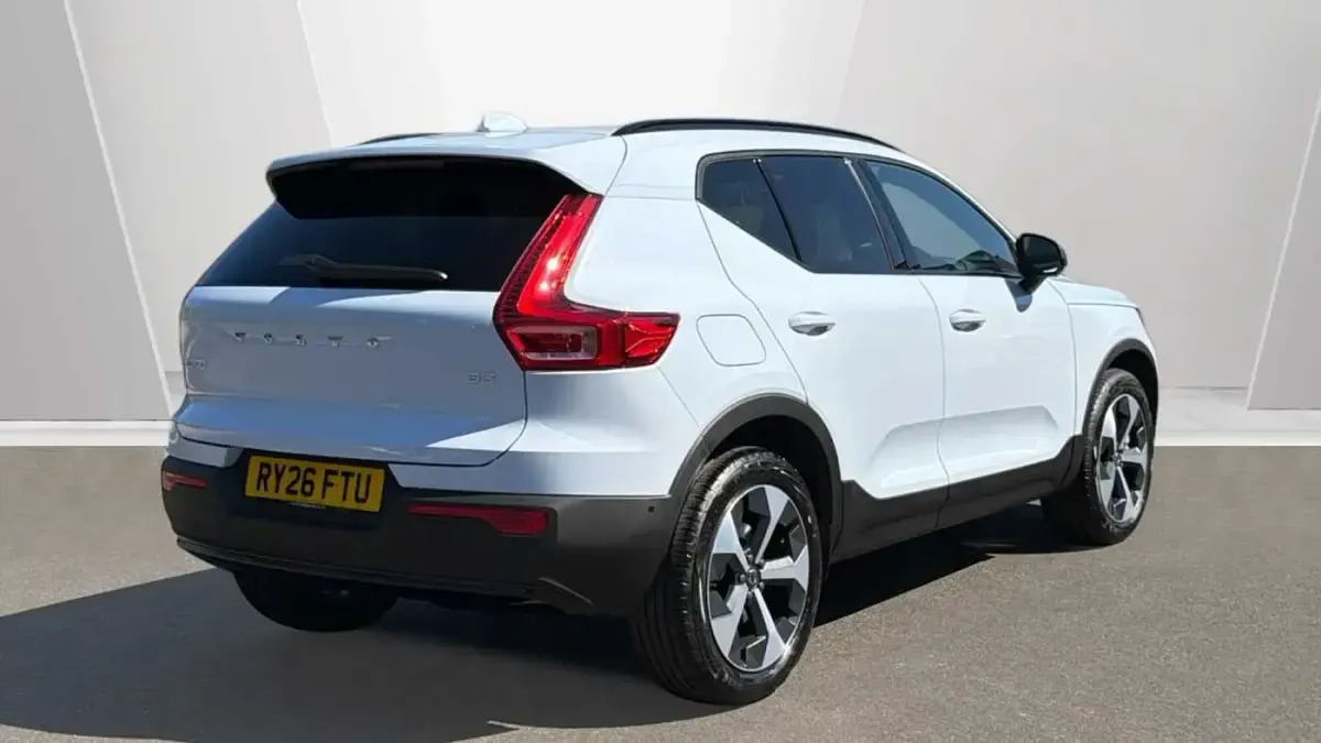 New Volvo XC40 Plus 194 HP (142 kW) 2026 SUV