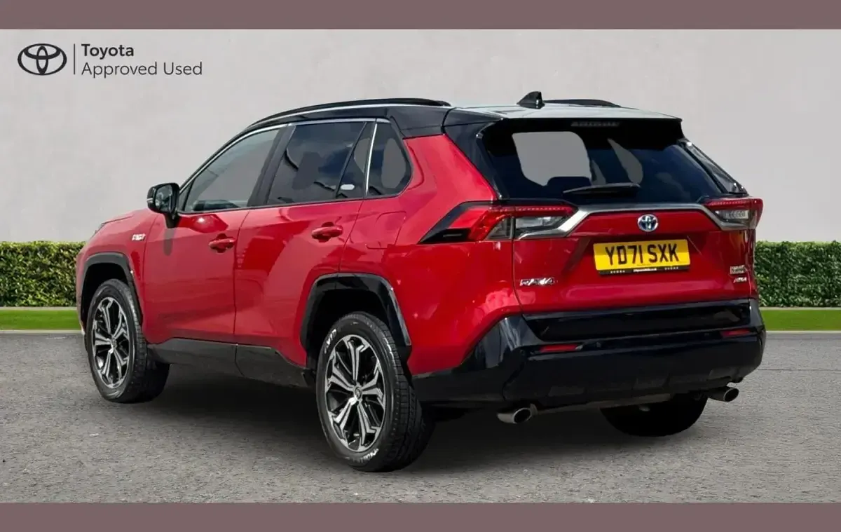 Used Toyota RAV4 Hybrid 301 HP (221 kW) 2021 Other SUV