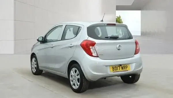 Second-hand Vauxhall Viva 75 CP (55 kW) 2017 Argintiu Hatchback