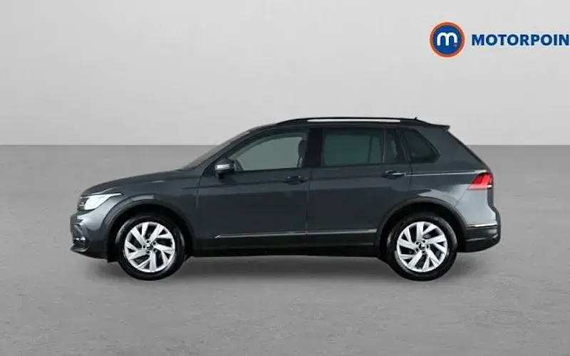 Used VW Tiguan Life 150 HP (110 kW) 2023 Grey SUV