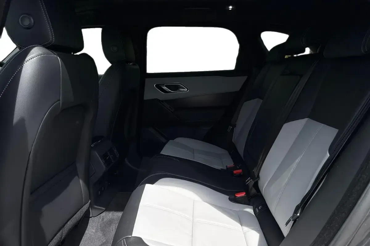 New Land Rover Range Rover Velar S 300 HP (220 kW) 2026 Grey SUV