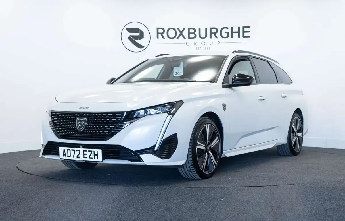Second-hand Peugeot 308 SW GTi 130 CP (95 kW) 2023 Alb Break