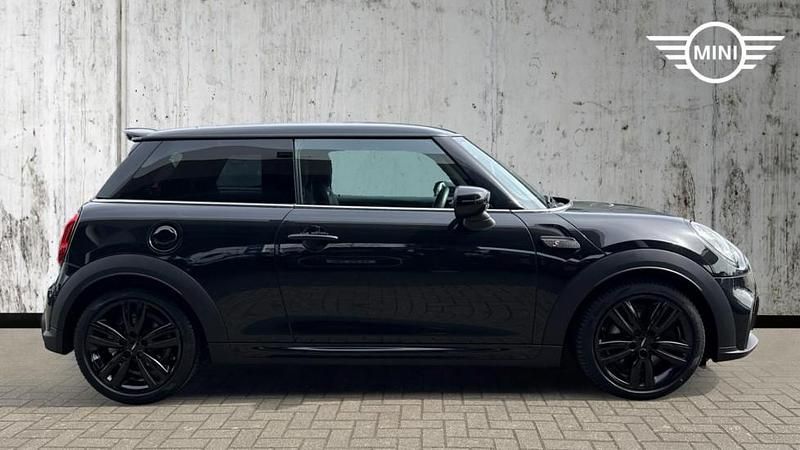 Usado Mini Cooper S Hatch 176 HP (129 kW) 2023 Preto Citadino
