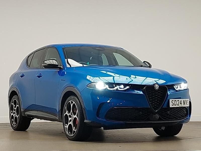 Blue Used 2024 Alfa Romeo Tonale Veloce SUV | £28,498 (A bit pricey) - Image 1/4