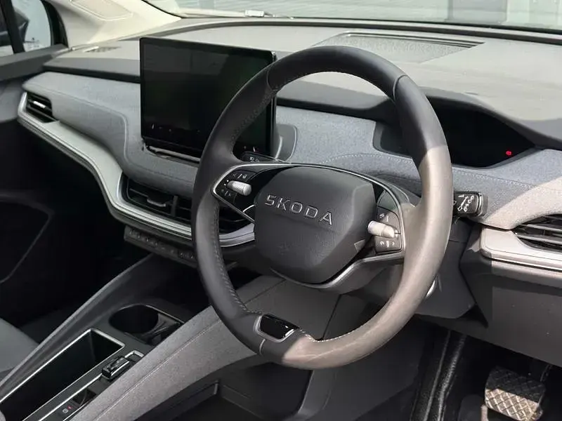 Used Skoda Enyaq iV 210 kW (286 HP) 2025 Black SUV
