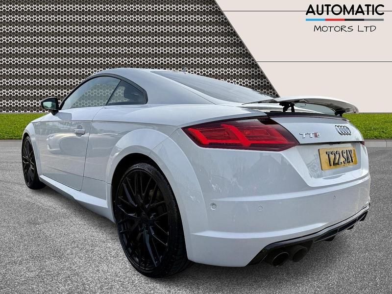 Used Audi TTS Design 310 HP (228 kW) 2015 White Coupe