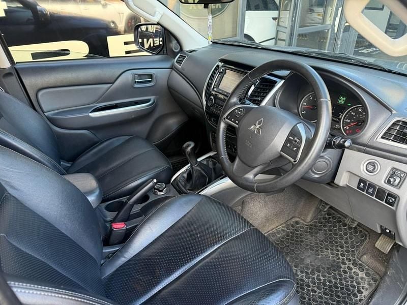 Used Mitsubishi L200 Warrior 2016 Grey Pickup
