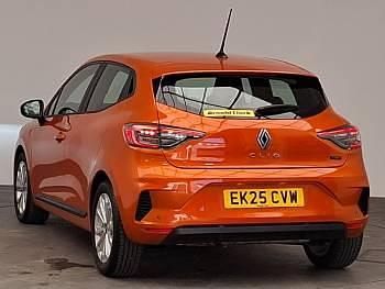 Used Renault Clio V Evolution 143 HP (105 kW) 2025 Orange Hatchback