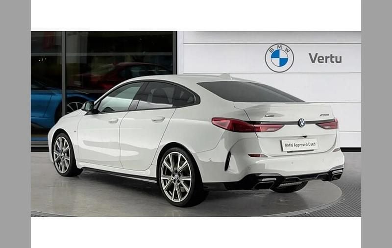 Used BMW M235 Comfort Edition 301 HP (221 kW) 2022 White Coupe
