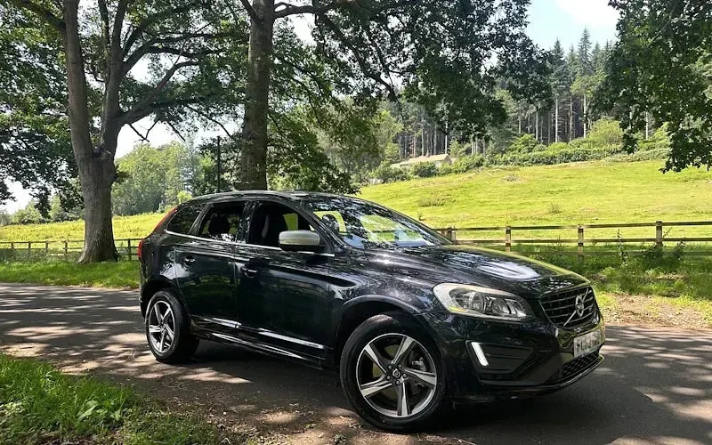 Used Volvo XC60 R-Design 215 HP (158 kW) 2013 SUV