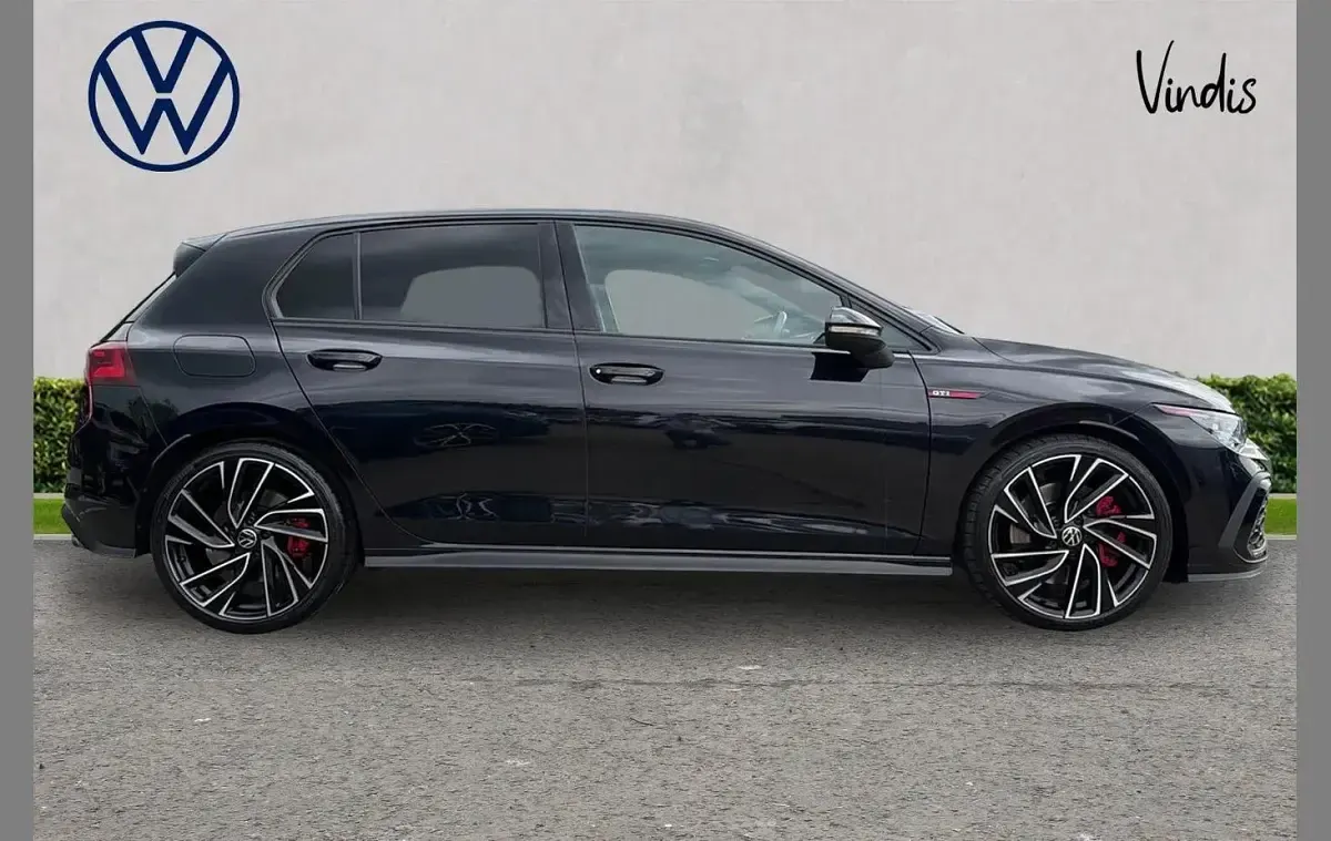 Used VW Golf VIII GTI 245 HP (180 kW) 2023 Black Hatchback