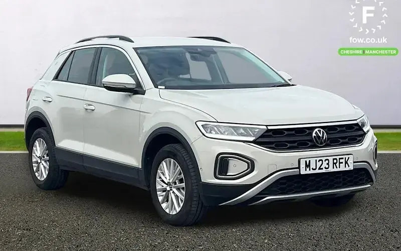 Usado VW T-Roc Life 150 HP (110 kW) 2023 SUV