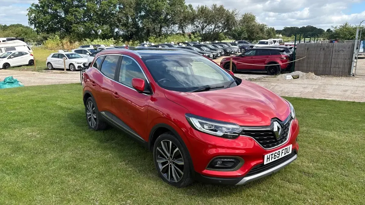 Used Renault Kadjar Version S 140 HP (102 kW) 2019 Red SUV