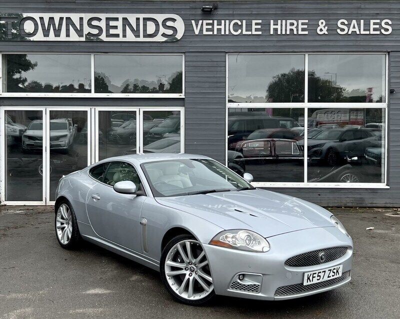 Used Jaguar XKR Supercharged 420 HP (308 kW) 2007 Silver Coupe