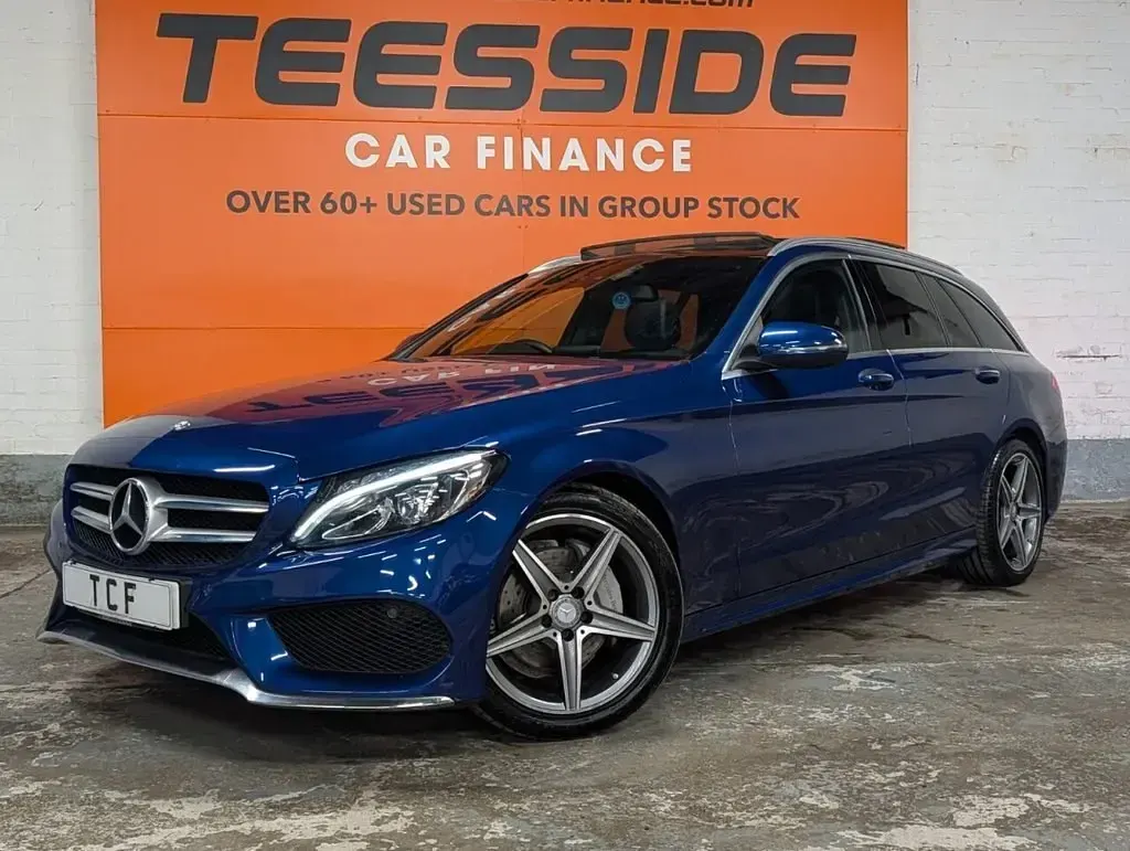 Usado Mercedes C220 AMG Line Premium 2016 Azul Carrinha