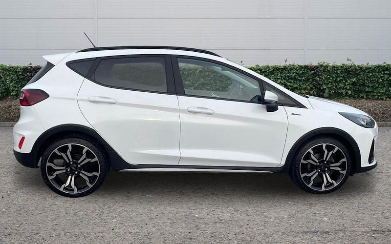 Used Ford Fiesta Active X 101 HP (74 kW) 2024 White Hatchback
