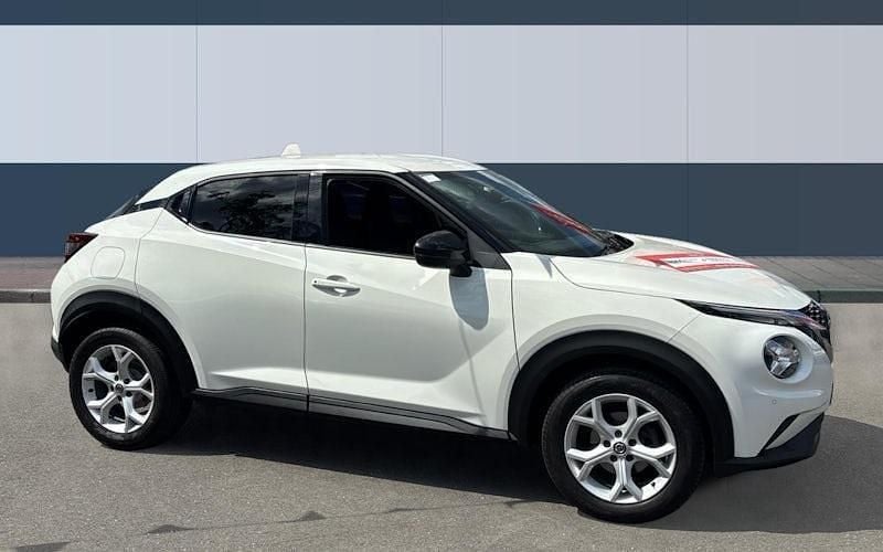 Used 2023 Nissan Juke N-Connecta SUV | £12,590 (Fair price) - Image 1/4