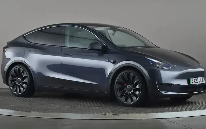 Begagnad Tesla Model Y Performance 392 kW (534 HK) 2023 SUV