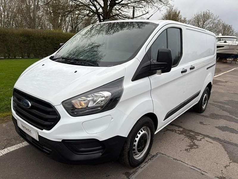 Used Ford Transit Custom 126 HP (92 kW) 2021 White Van