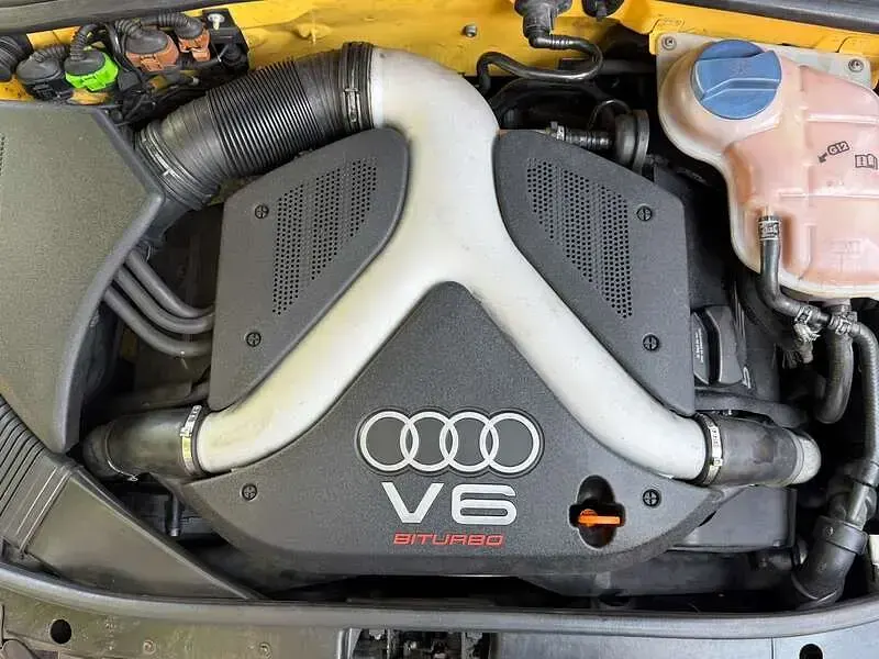 Used Audi A4 Sport 265 HP (194 kW) 2001 Yellow Estate