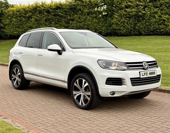 White Used 2012 VW Touareg SE SUV | £8,495 (Fair price) - Image 1/1