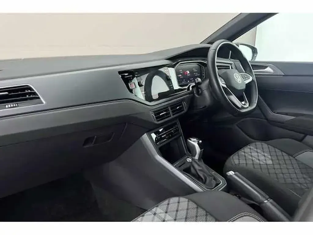 Used VW Polo 115 HP (84 kW) 2025 Hatchback