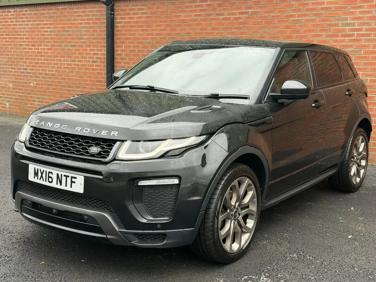 Used Land Rover Range Rover evoque HSE Dynamic 2016 Black Estate