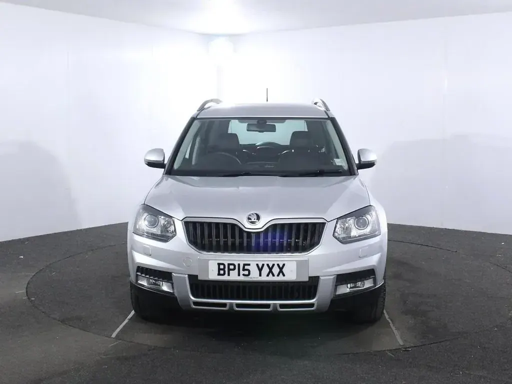 Used Skoda Yeti Elegance 110 HP (80 kW) 2015 Silver SUV