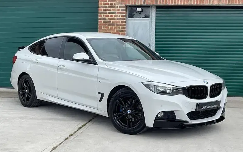 Used BMW 330 M Sport 258 HP (189 kW) 2019 Hatchback