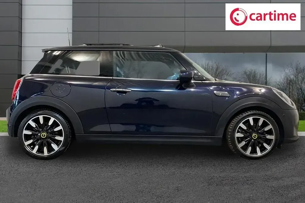 Usado Mini Cooper SE Hatch 135 kW (184 CV) 2023 Negro Utilitario