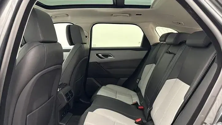 Usado Land Rover Range Rover Velar HSE Dynamic 300 CV (220 kW) 2025 Gris SUV