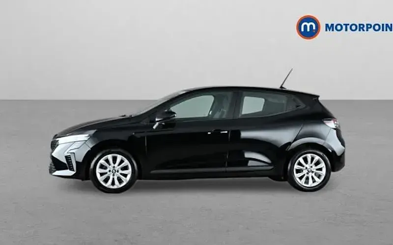 Used Renault Clio Evolution 90 HP (66 kW) 2025 Black Hatchback
