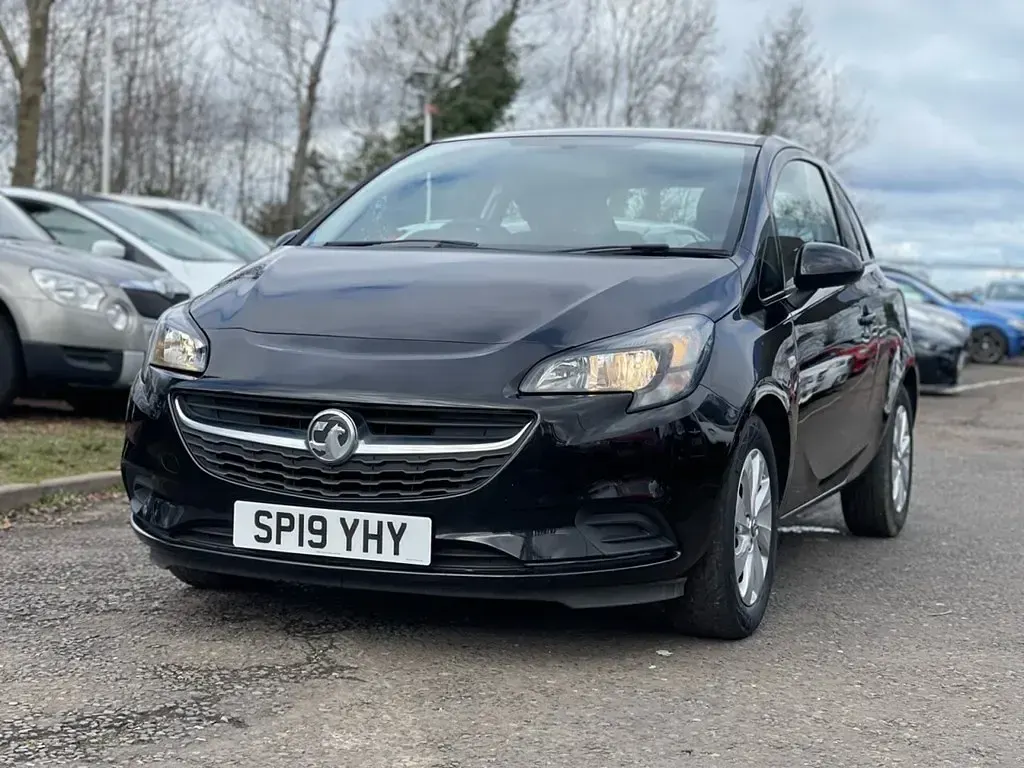 Second-hand Vauxhall Corsa Active 74 CP (54 kW) 2019 Negru Hatchback