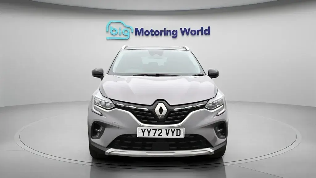 Begagnad Renault Captur Techno 90 HK (66 kW) 2023 Grå SUV