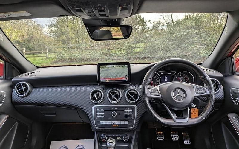 Used Mercedes A180 AMG Line Premium Plus 109 HP (80 kW) 2018 Hatchback