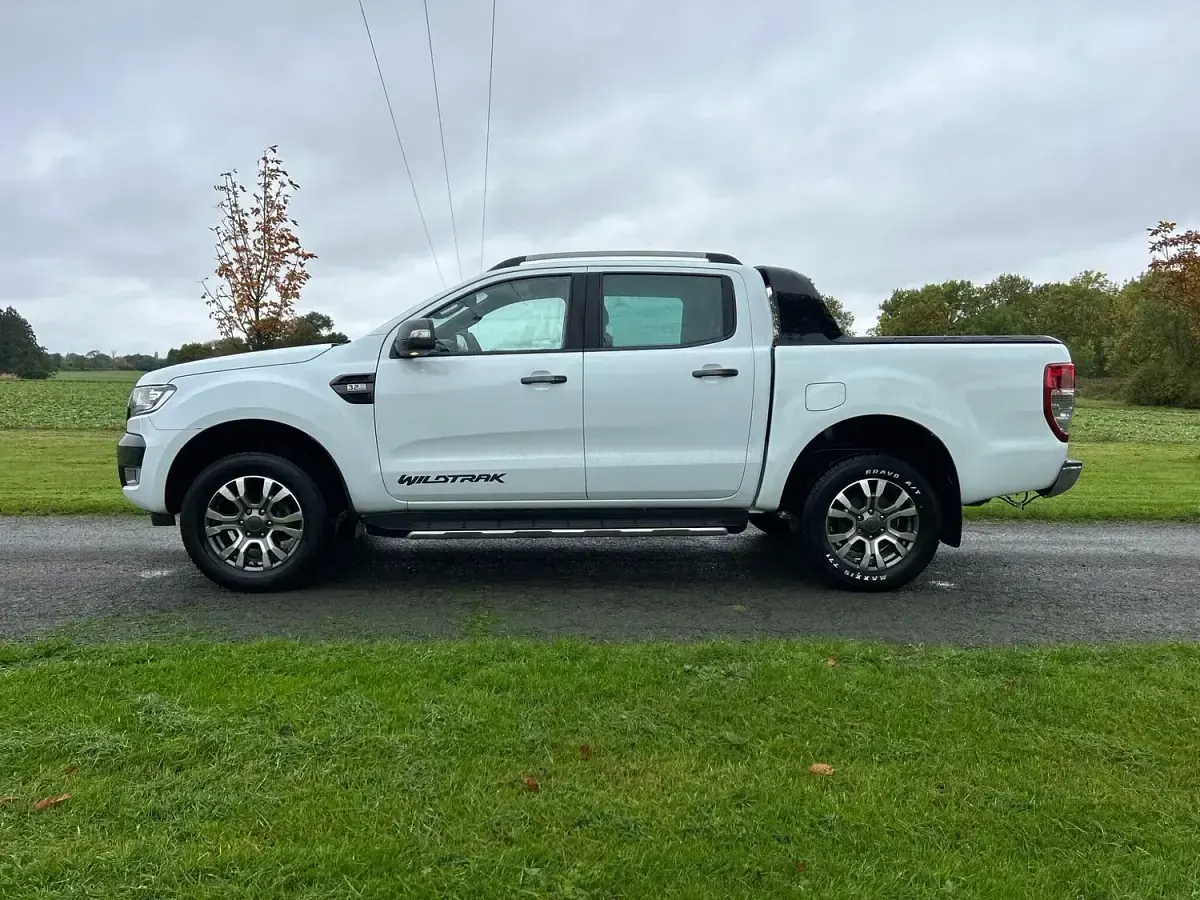 Used Ford Ranger Wildtrack 200 HP (147 kW) 2018 White Pickup