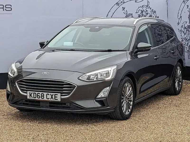 Used Ford Focus Titanium X 125 HP (91 kW) 2019 Grey Estate