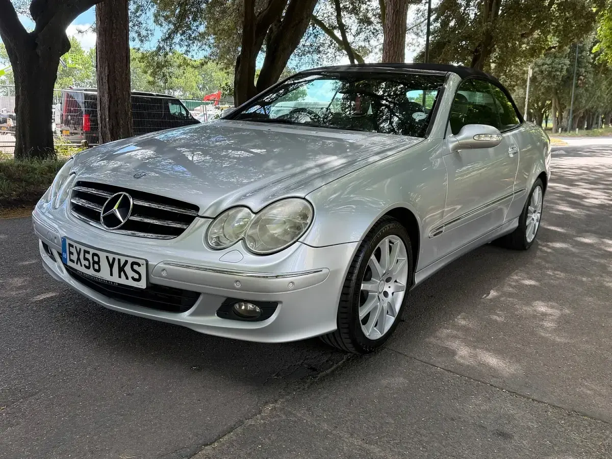 Used Mercedes CLK200 Avantgarde 2008 Silver Cabriolet