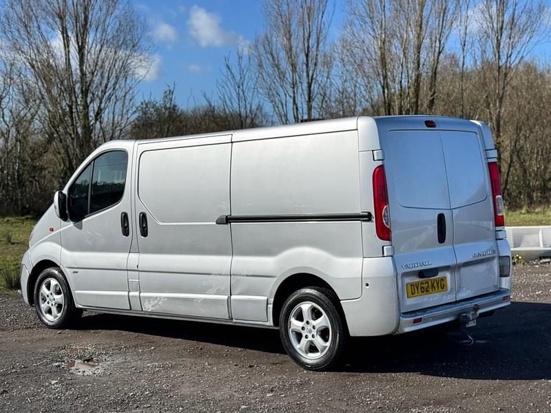 Used Vauxhall Vivaro Sportive 115 HP (84 kW) 2012 Silver MPV