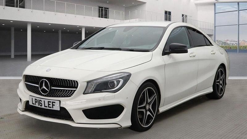 Used Mercedes CLA180 AMG 122 HP (89 kW) 2016 White Sedan
