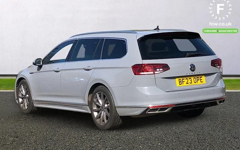 Used VW Passat R-line 150 HP (110 kW) 2023 Grey Estate