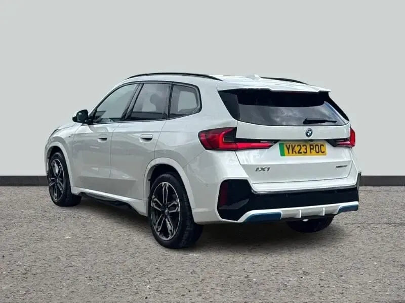 Usado BMW iX1 M Sport 230 kW (313 HP) 2023 Branco SUV