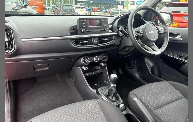 Second-hand Kia Picanto 65 CP (47 kW) 2022 Roșu Hatchback