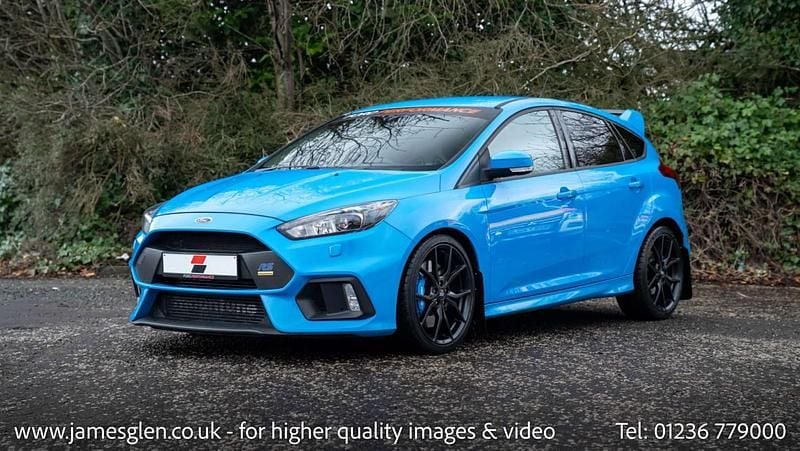 Used Ford Focus RS 350 HP (257 kW) 2017 Blue Hatchback