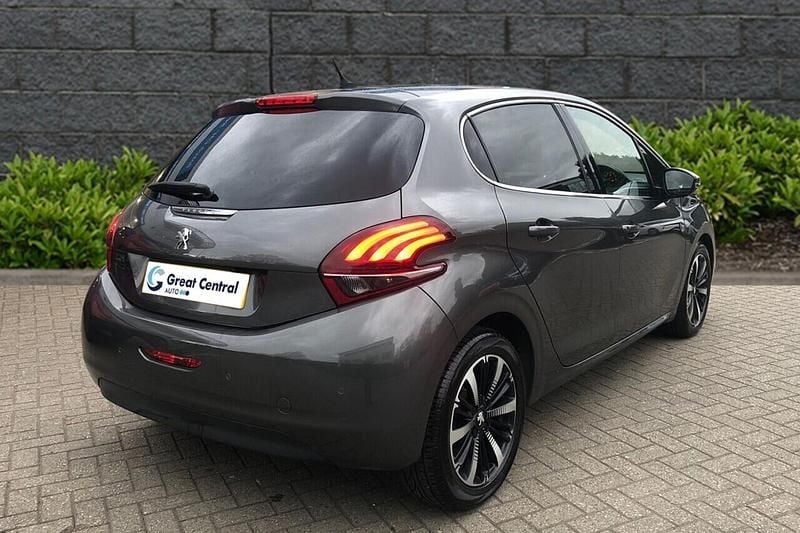 Used Peugeot 208 S 81 HP (59 kW) 2019 Grey Hatchback