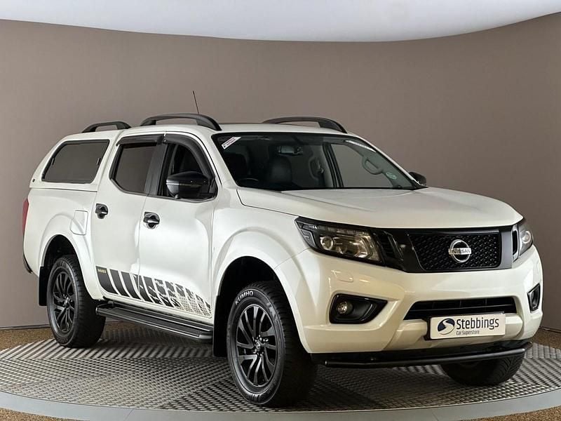 White Used 2018 Nissan Navara N-Guard Pickup | £17,558 (Fair price) - Image 1/4