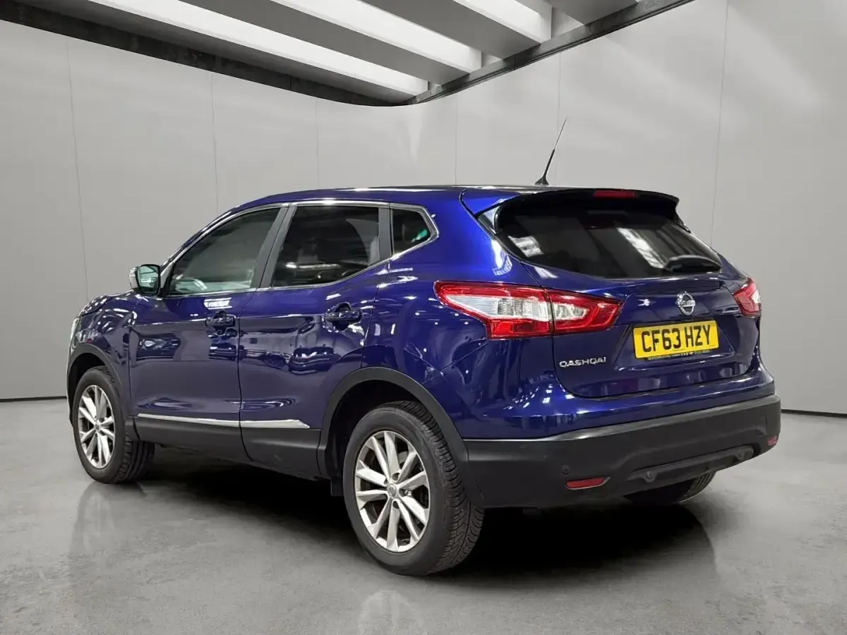Used Nissan Qashqai Acenta Premium 116 HP (85 kW) 2014 Blue SUV