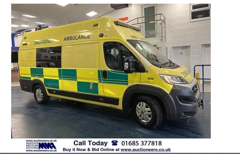 Used Fiat Ducato 180 HP (132 kW) 2017 Yellow Van